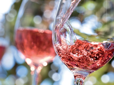 Cosa sapere sul vino rosé: attenzione alle false credenze.
